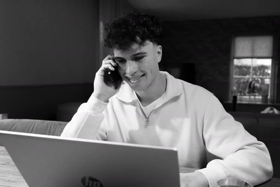 Lucas Paauwe aan het werk